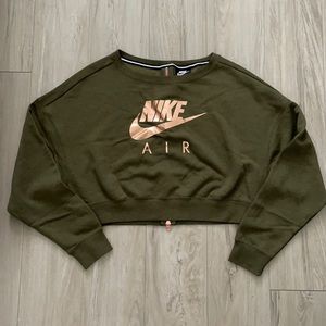 Nike Sz small cropped green sweatshirt